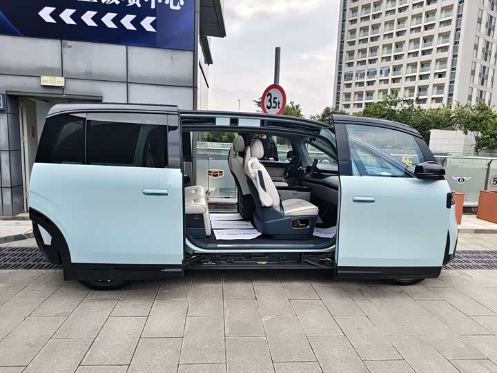 Zeekr Mix 2025 2025款 长续航智驾版