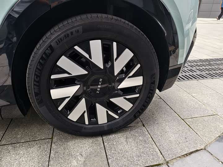 Zeekr Mix 2025 2025款 长续航智驾版