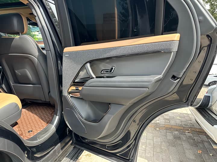 Land Rover Range Rover Sport 2024 2024款 400PS Dynamic SE