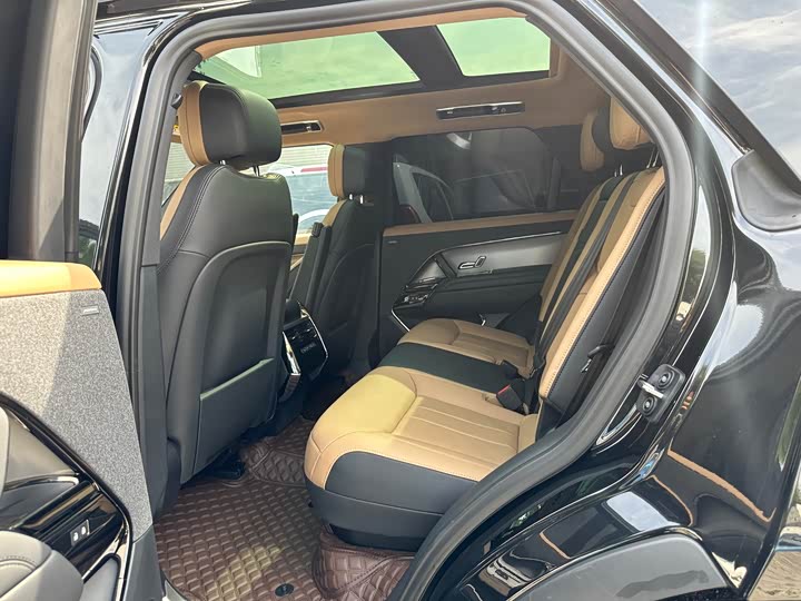 Land Rover Range Rover Sport 2024 2024款 400PS Dynamic SE