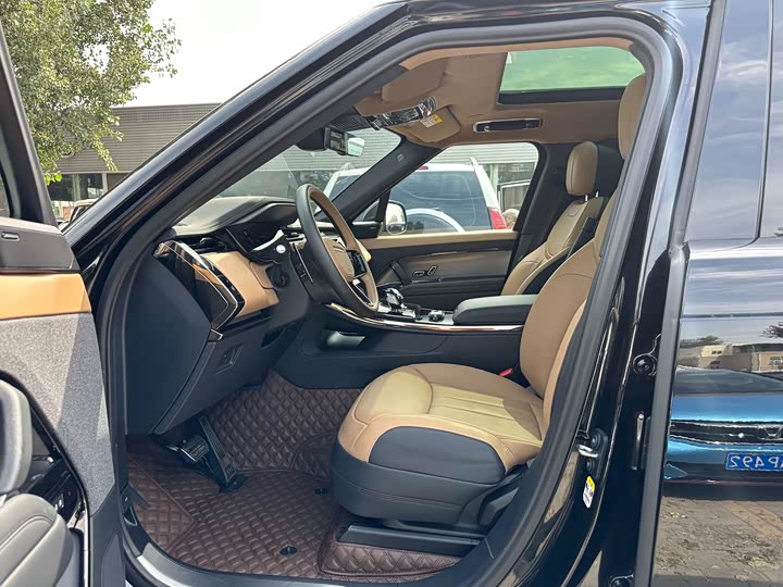 Land Rover Range Rover Sport 2024 2024款 400PS Dynamic SE