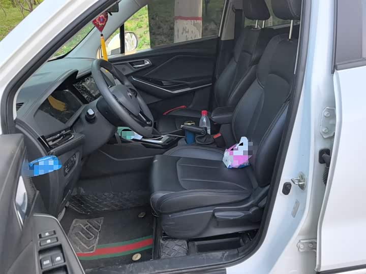 Changan CS15 2021 2021款 1.5L 自动进取型