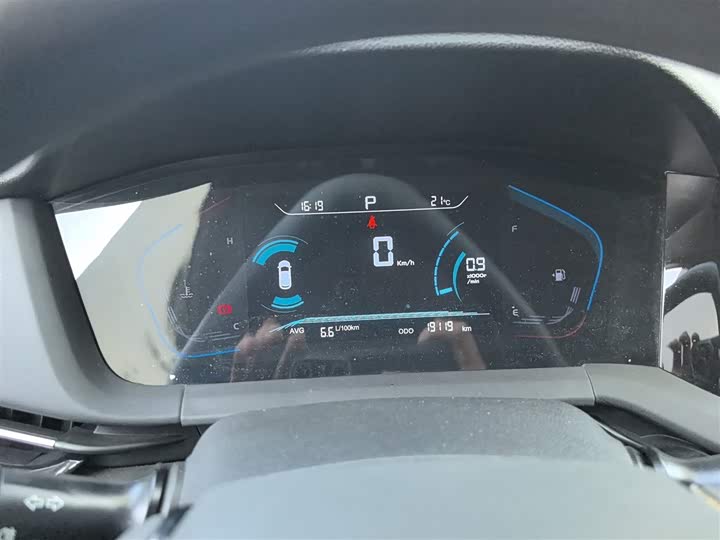 Changan CS15 2021 2021款 1.5L 自动进取型