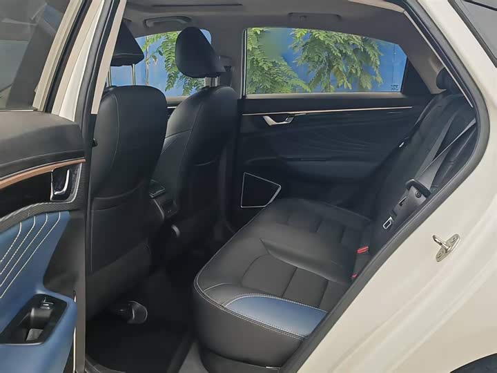 Geely Emgrand GL 2021 2021款 UP 1.4T CVT领尊型