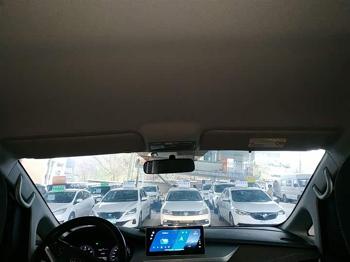 JAC Refine M3 2023 2023款 PLUS 1.8L 7/8座智联版