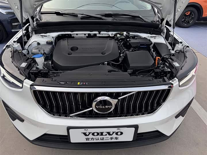 Volvo XC40 2025 2025款 B4 四驱智远豪华版