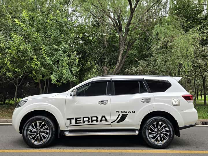 Nissan Terra 2020 2020款 2.5L XL Upper 4WD 自动四驱豪华版