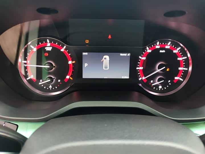 Maxus V70 2023 2023款 2.0T 精英版 自动短轴低顶 5/6座