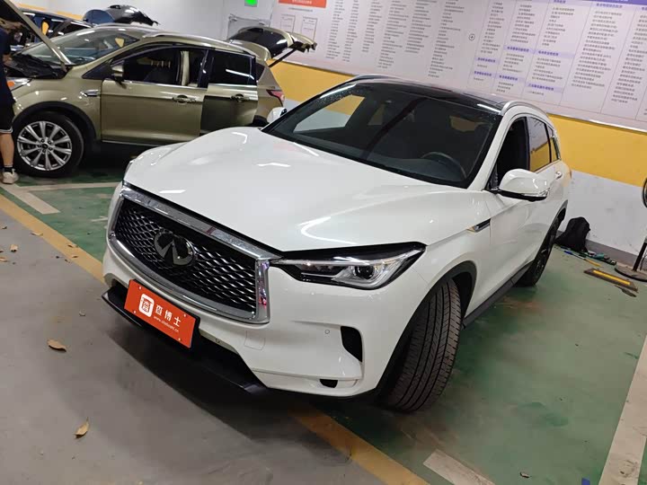 Infiniti QX50 2022 2022款 2.0T 四驱旗舰版