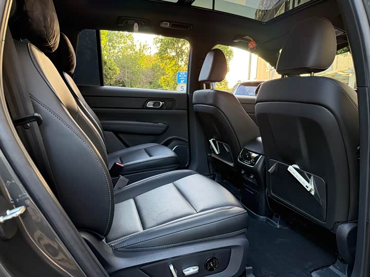 LiXiang One 2021 2021款 增程6座版