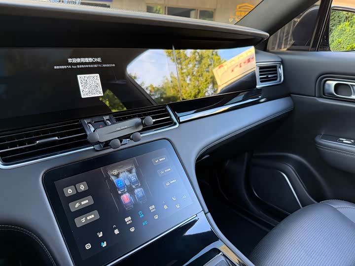 LiXiang One 2021 2021款 增程6座版