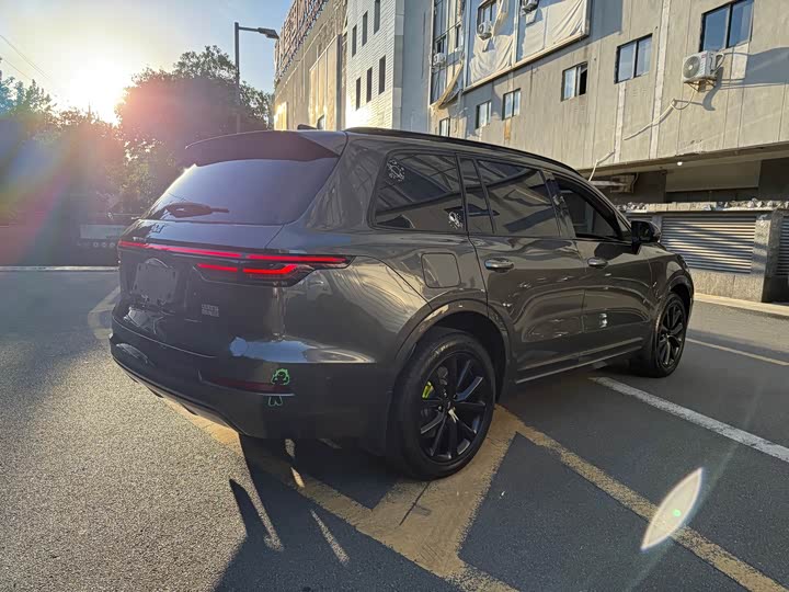 LiXiang One 2021 2021款 增程6座版