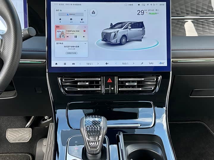 GAC Trumpchi M8 2024 2024款 大师系列 400T 至尊版