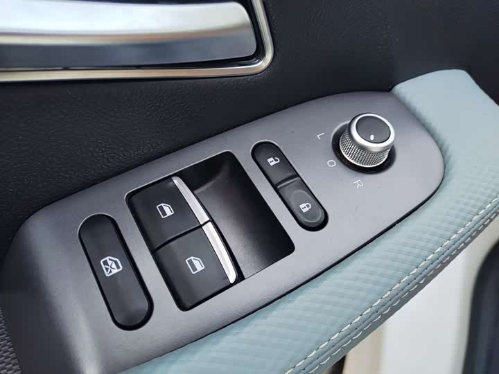 Foton Toano Big V 2024 2024款 图雅诺大V CITY 2.0T手动 长轴中顶 后单胎5/6/7/9座