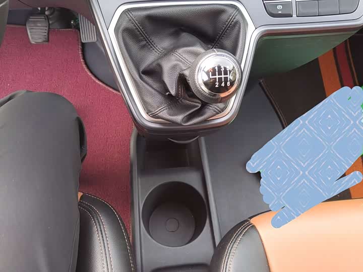 Foton Toano Big V 2024 2024款 图雅诺大V CITY 2.0T手动 长轴中顶 后单胎5/6/7/9座