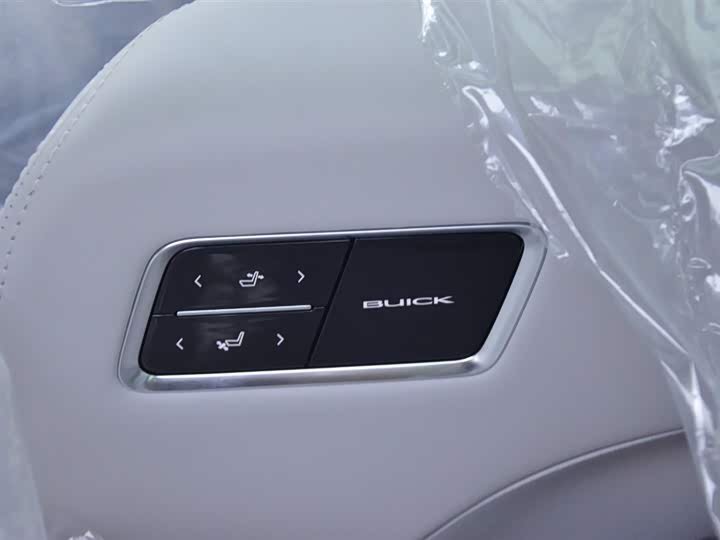 Buick GL8 ES 2025 2025款 陆尊 尊享版