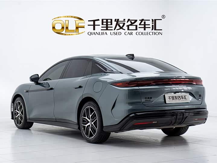 BYD Han L 2025 2025款 DM-p 四驱激光雷达旗舰型