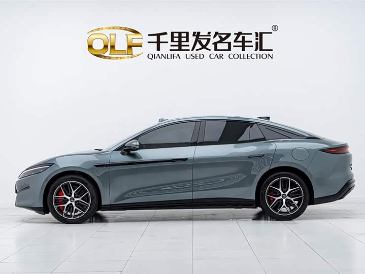 BYD Han L 2025 2025款 DM-p 四驱激光雷达旗舰型