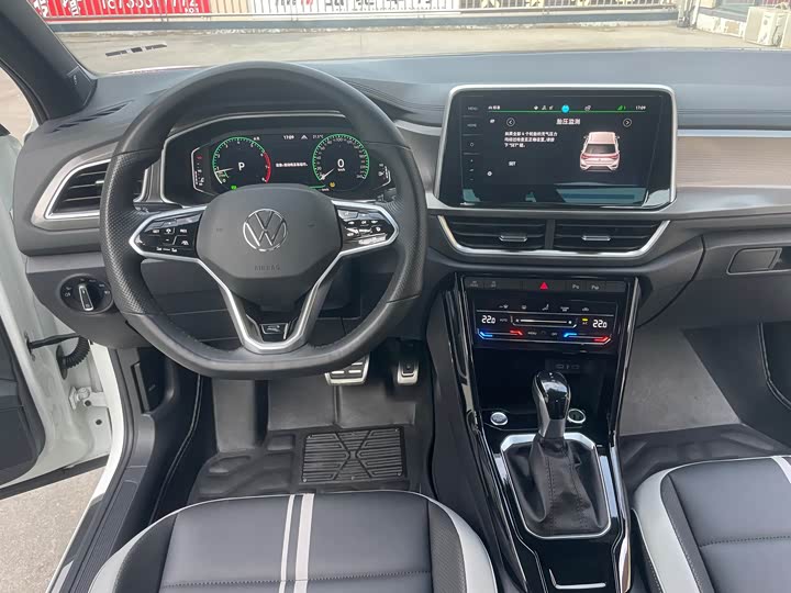 Volkswagen T-Roc 2023 2023款 300TSI DSG两驱星光版