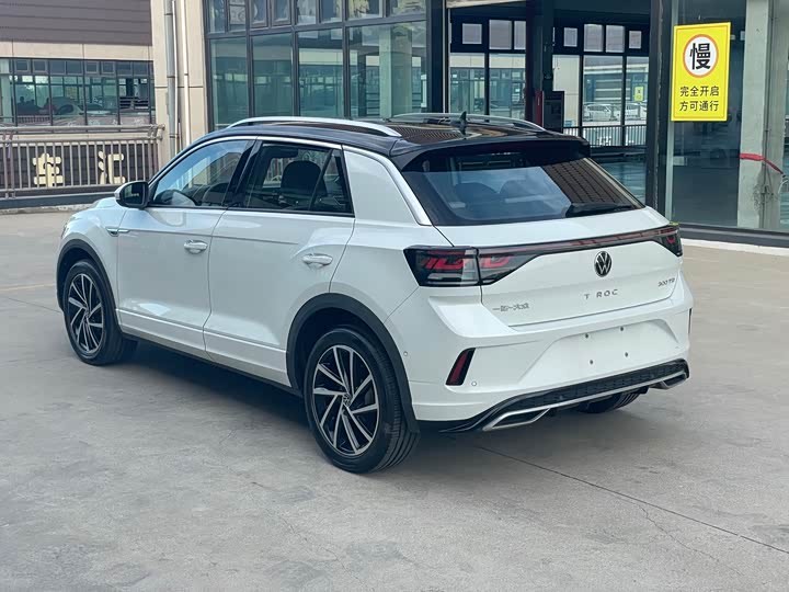 Volkswagen T-Roc 2023 2023款 300TSI DSG两驱星光版