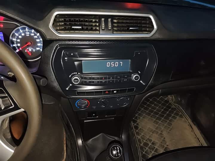 Great Wall Wingle 5 2021 2021款 1.5T两驱干饭版超值型1680mm货箱GW4G15K