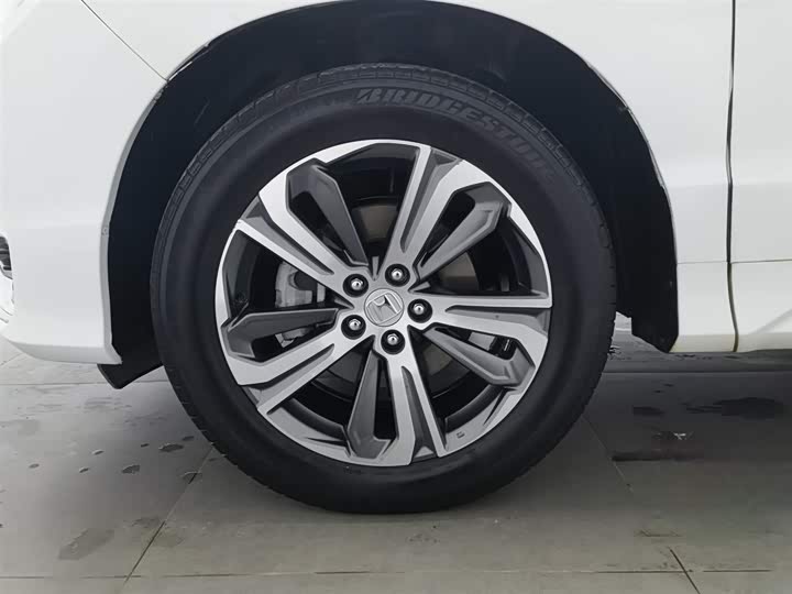 Honda UR-V 2020 2020款 240TURBO 两驱致悦版