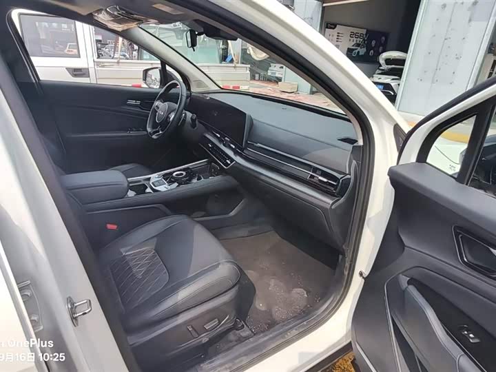 Kia Sportage 2023 2023款 2.0T 两驱旗舰版