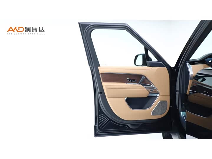 Land Rover Range Rover Hybrid 2023 2023款 P440e 插电式电动混合版 典范加长版