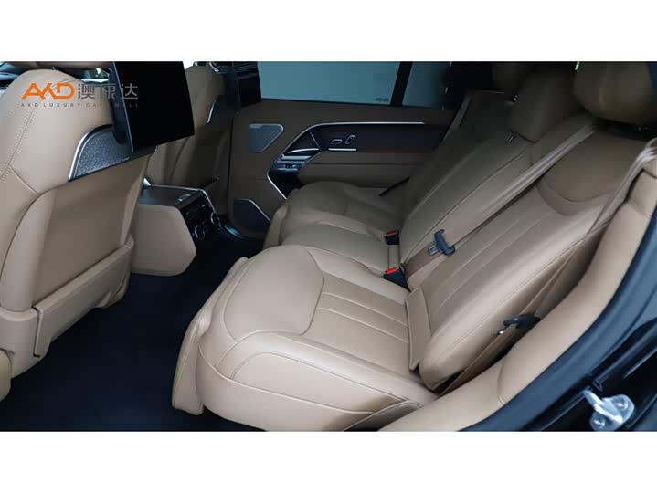 Land Rover Range Rover Hybrid 2023 2023款 P440e 插电式电动混合版 典范加长版