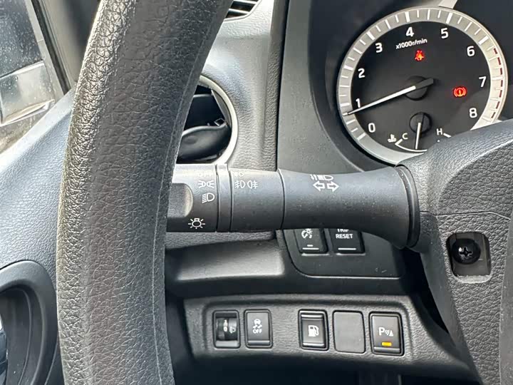 Nissan Terra 2020 2020款 2.5L XL Upper 4WD 自动四驱豪华版