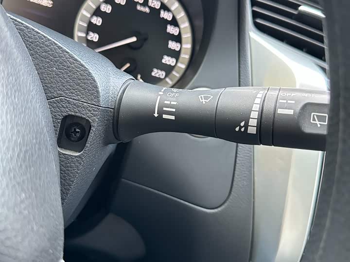 Nissan Terra 2020 2020款 2.5L XL Upper 4WD 自动四驱豪华版