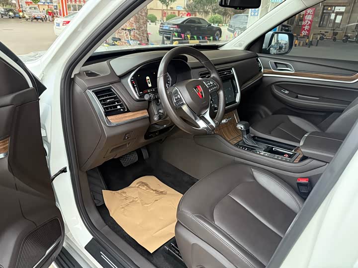 Roewe RX8 2019 2019款 30T 智联网两驱超群旗舰版