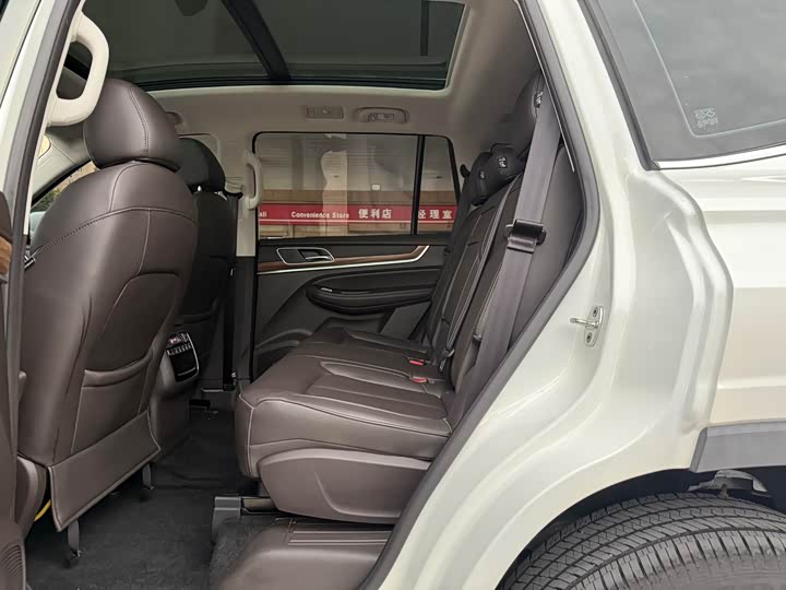 Roewe RX8 2019 2019款 30T 智联网两驱超群旗舰版