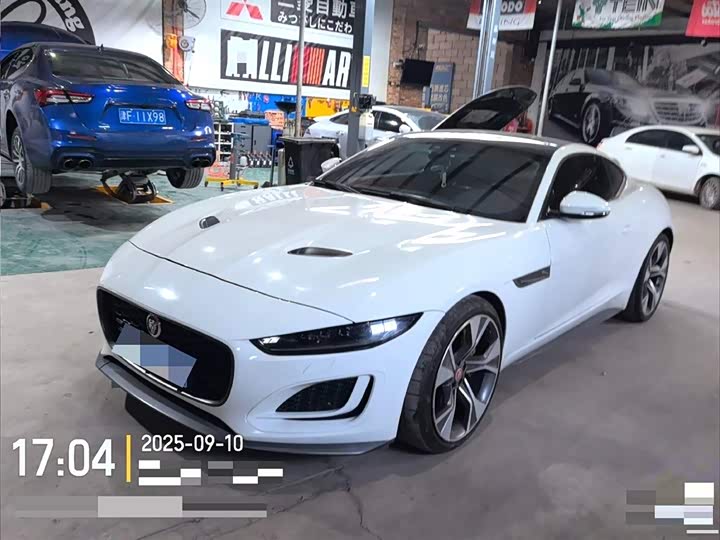 Jaguar F-Type 2021 2021款 P300 后驱First Edition硬顶版