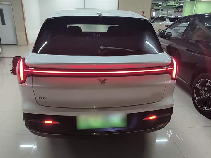 Hozon L 2024 2024款 增程 220 闪充版