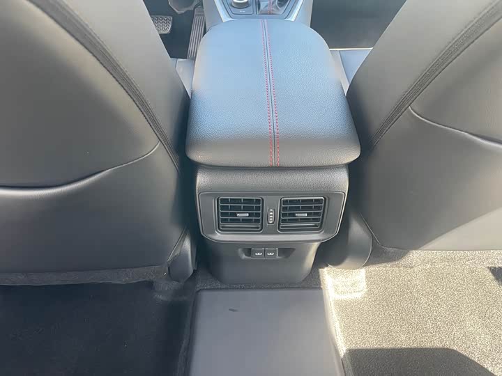 Toyota Wildlander Hybrid 2023 2023款 高性能版 2.5L 四驱激擎版