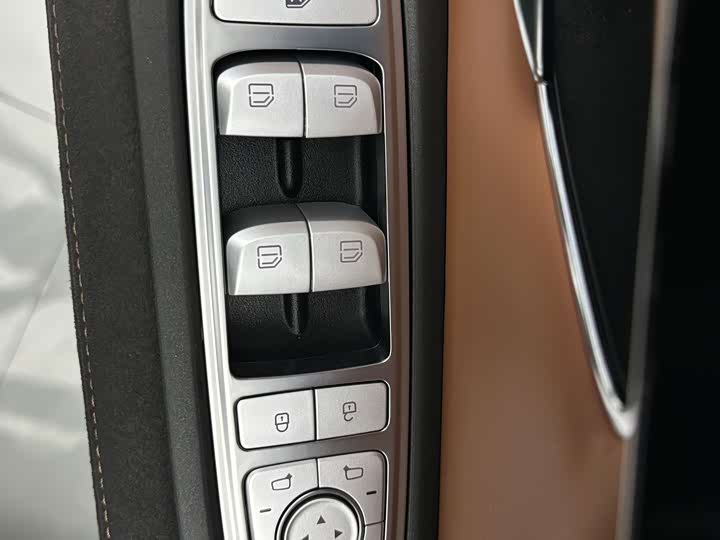 Jetour Shanhai L7 2024 2024款 1.5T 120km ULTRA 5座