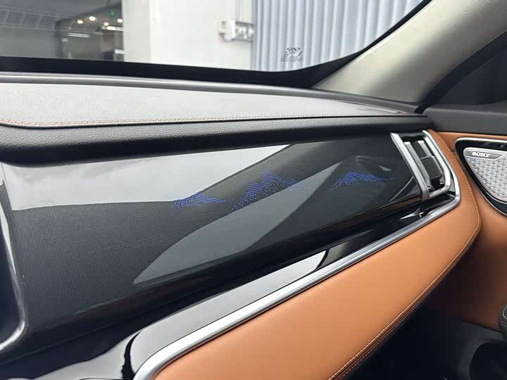 Jetour Shanhai L7 2024 2024款 1.5T 120km ULTRA 5座