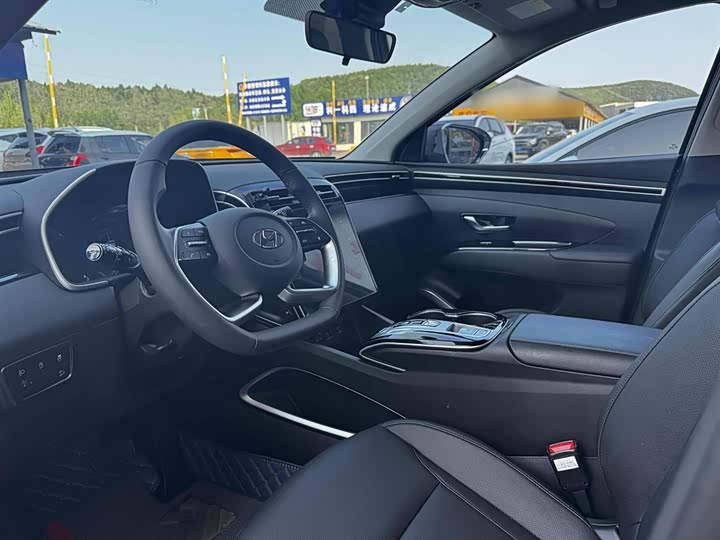Hyundai Tucson L 2023 2023款 途胜L 1.5T 自动两驱DLX豪华版