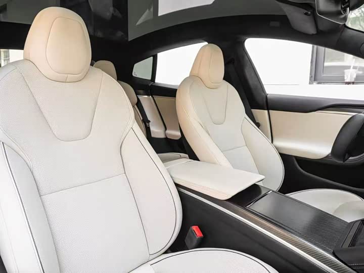 Tesla Model S 2023 2023款 三电机全轮驱动 Plaid版