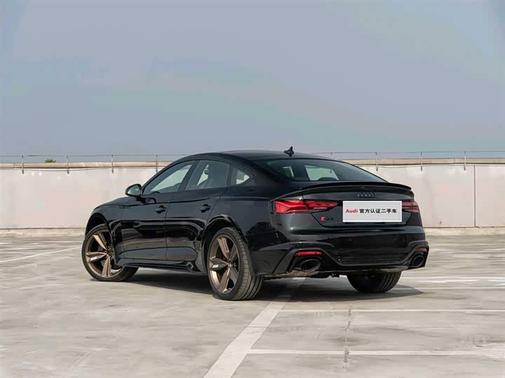 Audi RS 5 2023 2023款 RS 5 2.9T Sportback 暗金版
