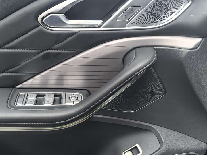 Hongqi HS7 Hybrid 2024 2024款 2.0T PHEV 四驱旗畅版 6座