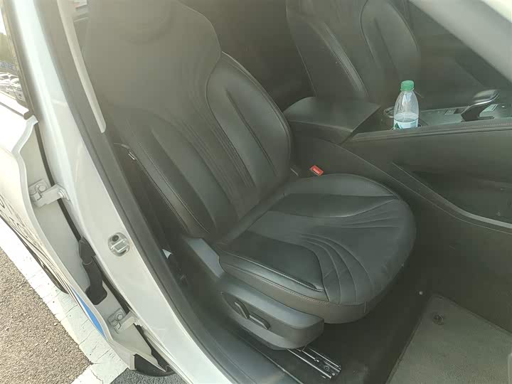 Roewe D5X DMH 2024 2024款 135科技版