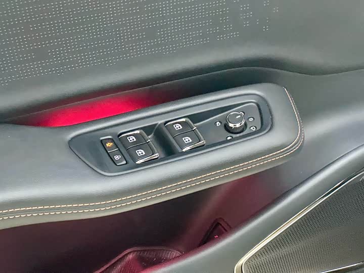 HiPhi X 2021 2021款 旗舰版4座