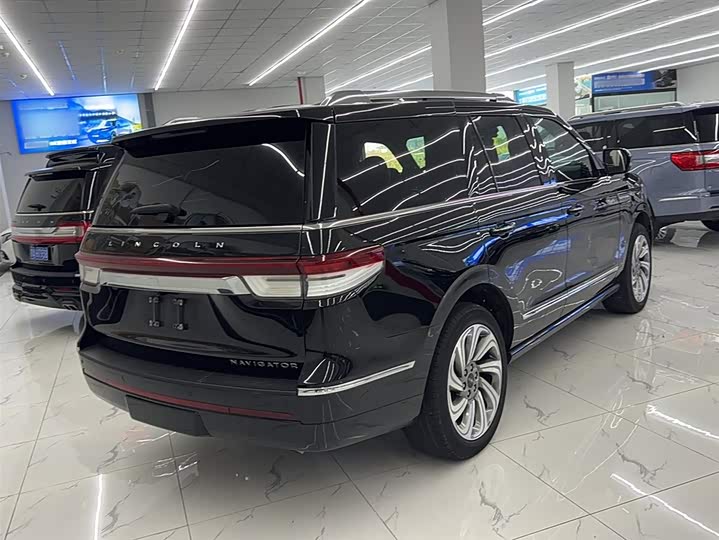 Lincoln Navigator 2022 2022款 3.5T 尊耀版