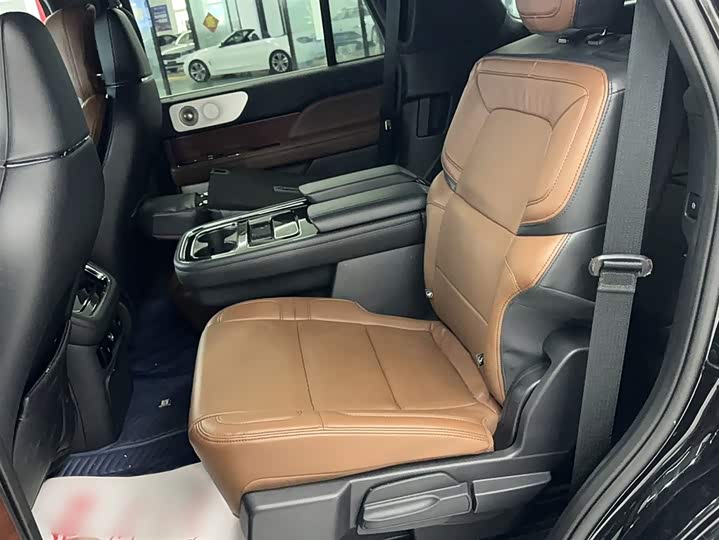 Lincoln Navigator 2022 2022款 3.5T 尊耀版