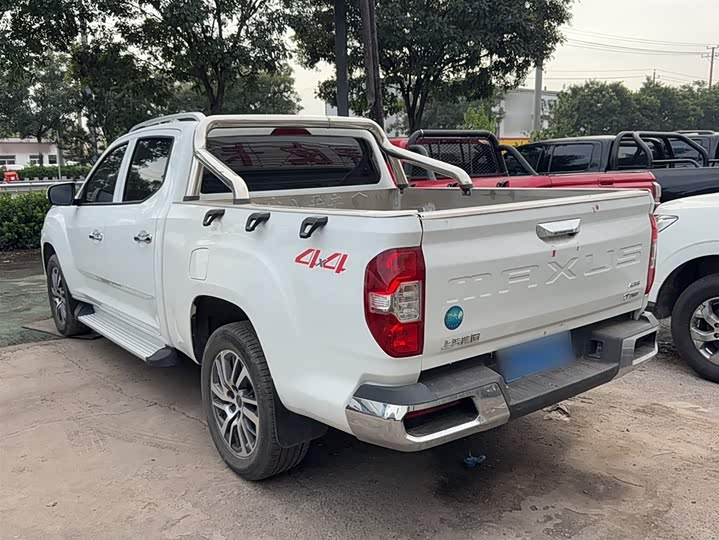 Maxus T70 2020 2020款 2.0T柴油手动四驱澳洲版长箱高底盘