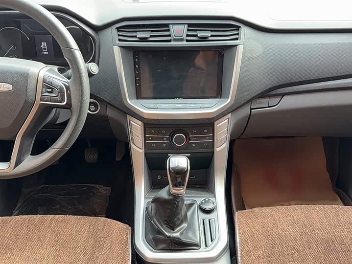 Maxus T70 2020 2020款 2.0T柴油手动四驱澳洲版长箱高底盘