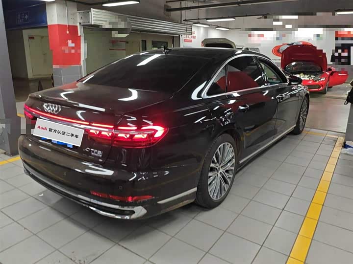 Audi A8 2025 2025款 A8L 50 TFSI quattro 臻选型