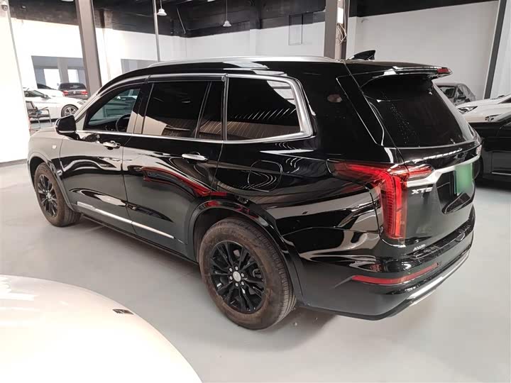 Cadillac XT6 2022 2022款 2.0T 七座四驱风尚型